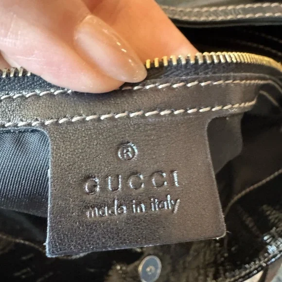 GUCCI Black Dialux Britt Hobo In EUC - Picture 10 of 13